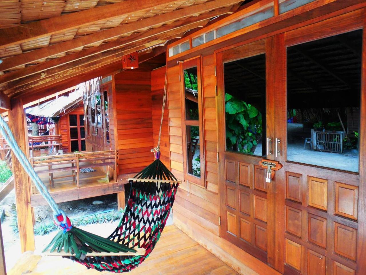 Zanom Sunrise Beach Resort Koh Lipe Exterior foto